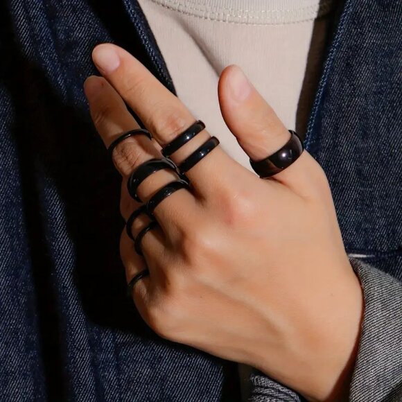 10 PC RING SET BLACK Ohm band Size 8 Variety Sizes (Thickness) - Picture 2 of 2